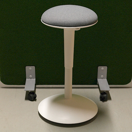 IKEA Nilserik seisomatuki