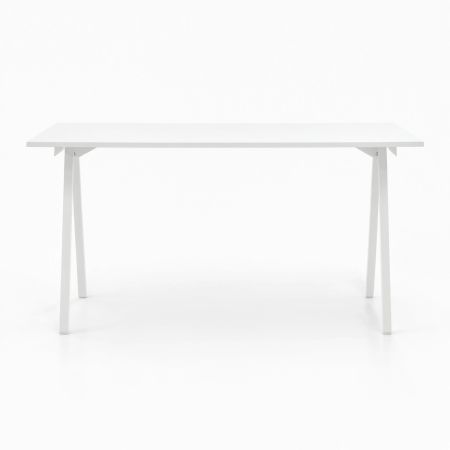 IKEA TROTTEN -työpöytä