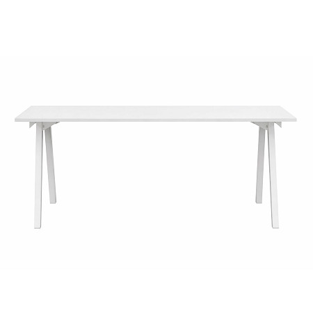 IKEA TROTTEN -työpöytä